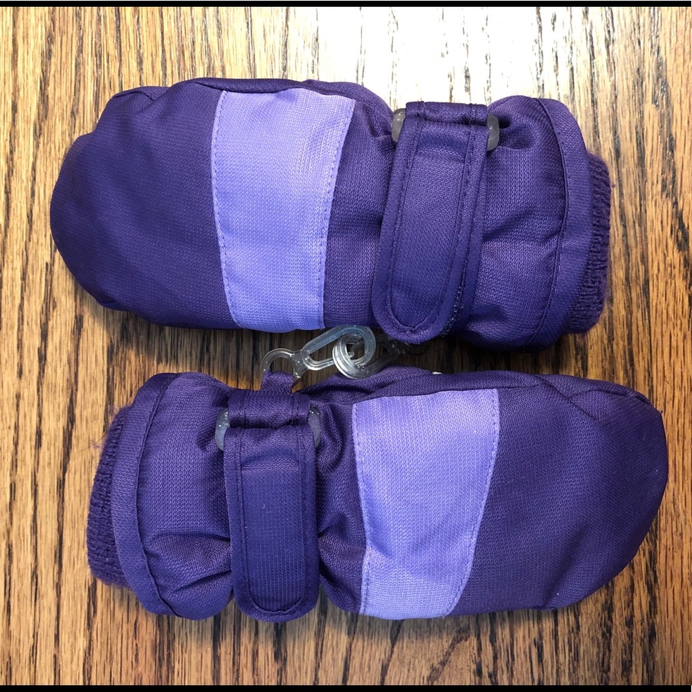 Purple mittens